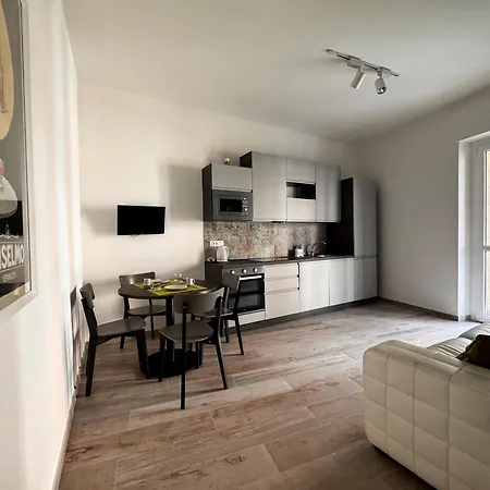 Apartamento San Rocco 8 Centro